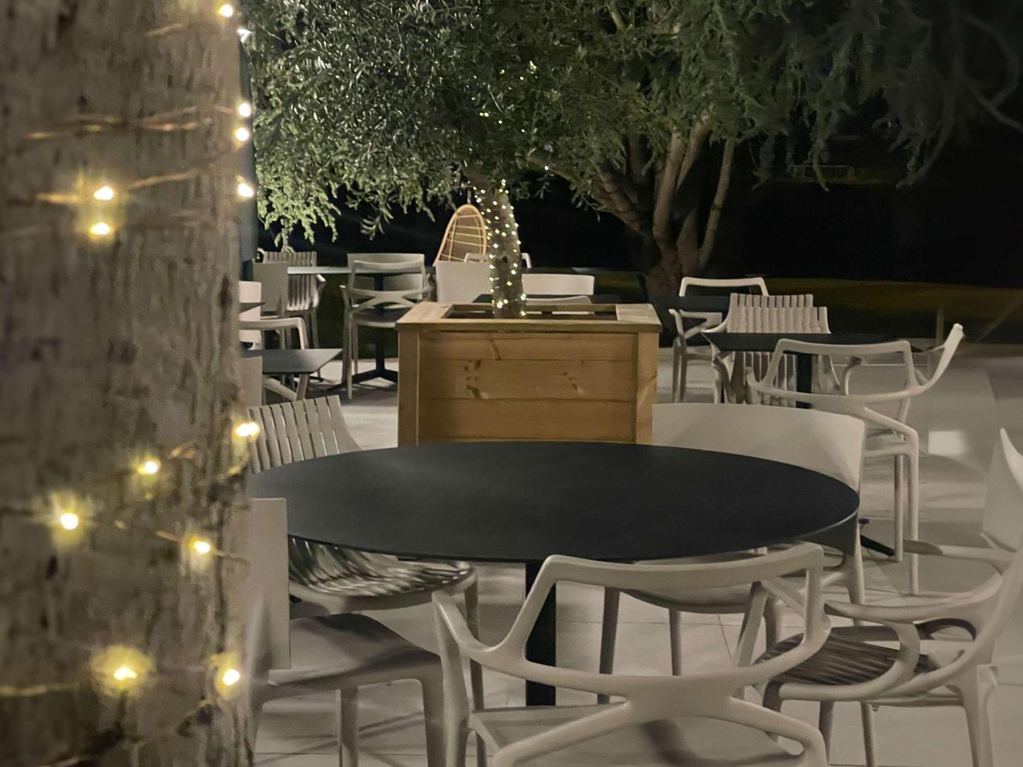 Novotel Pau Pyrenees Lescar Eksteriør bilde