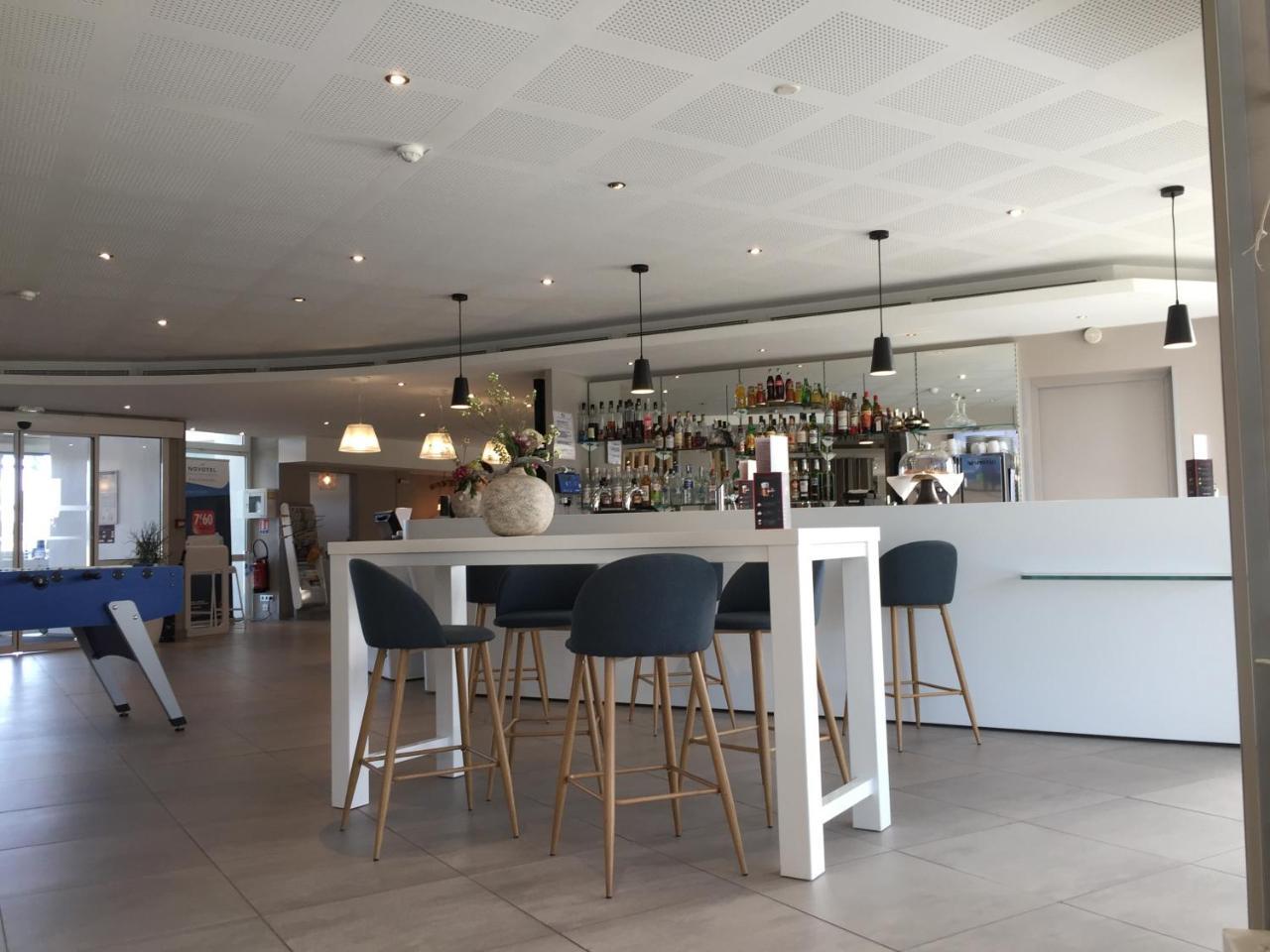 Novotel Pau Pyrenees Lescar Eksteriør bilde