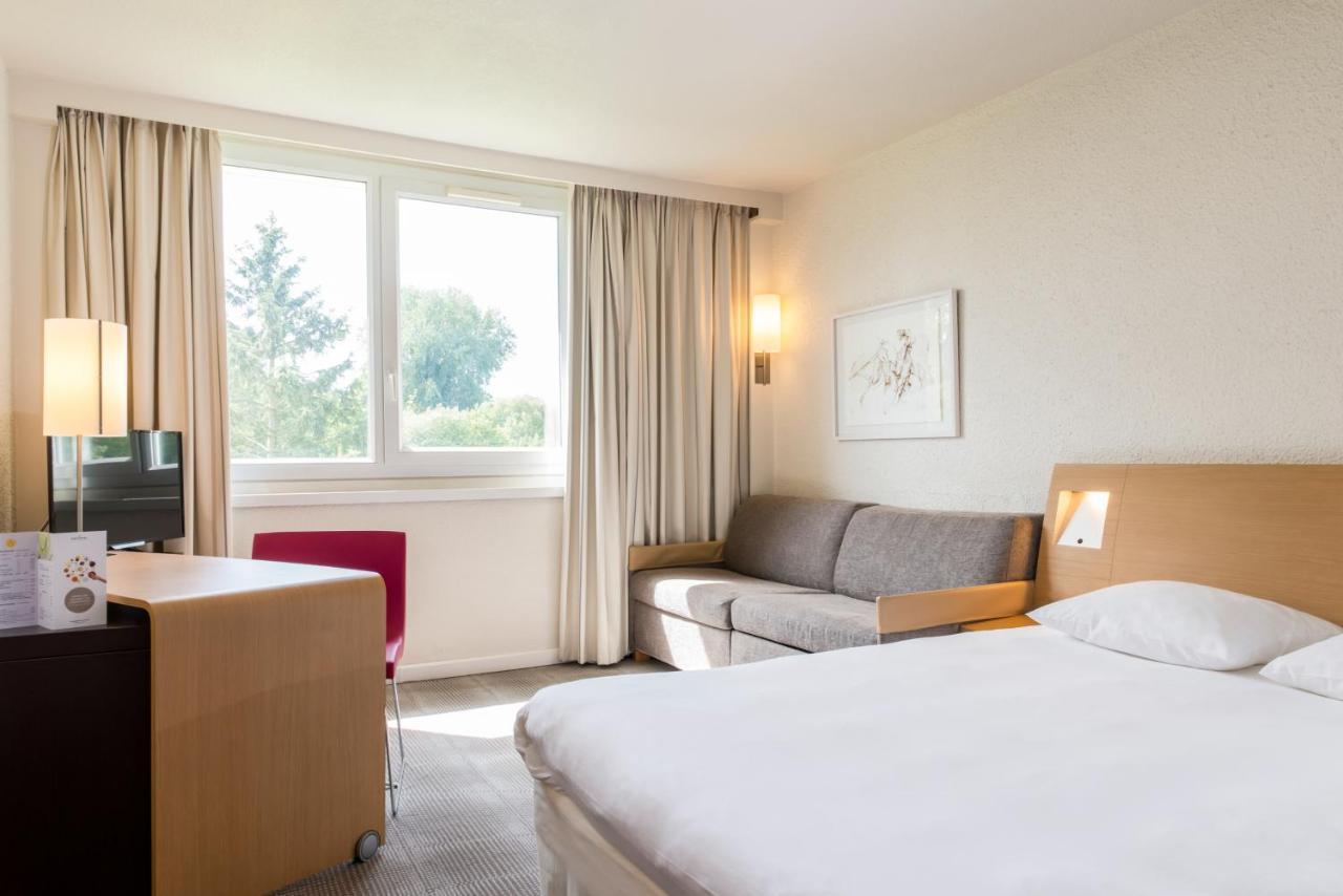 Novotel Pau Pyrenees Lescar Eksteriør bilde